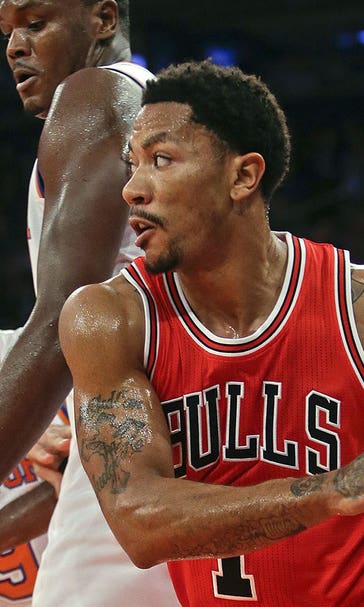 Bulls blow out Knicks in point guard Derrick Rose's return